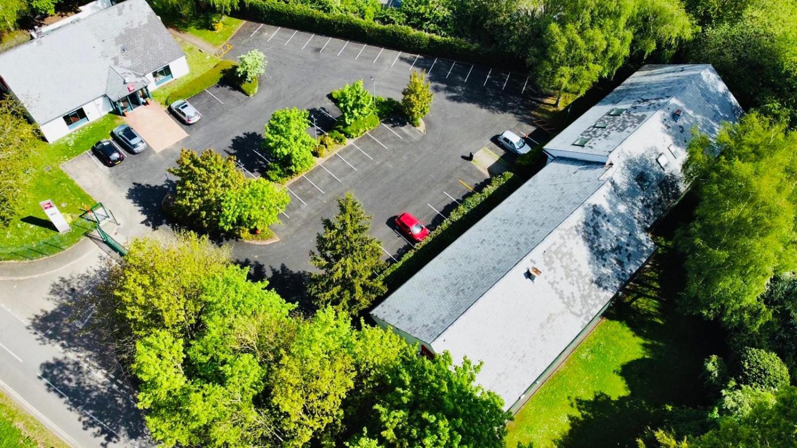 Отель Ibis Coventry South Экстерьер фото